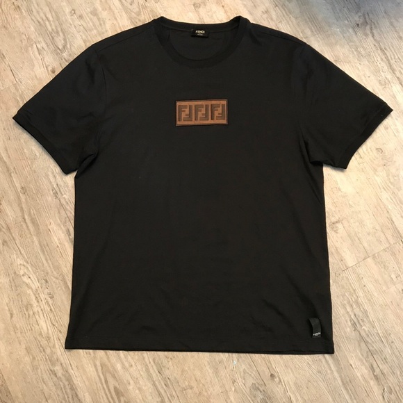 Fendi box logo t shirt Clearance